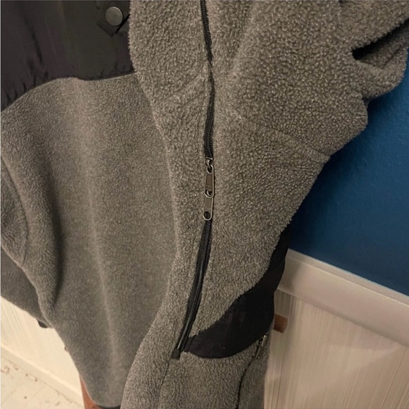 The North Face Denali Polartec Fleece Jacket - Picture 10 of 10